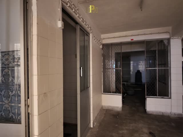 No Flash found